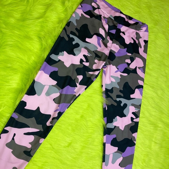 PINK CAMO LEGGINGS - Picture 4 of 7